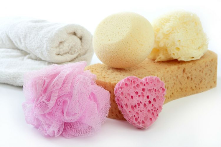 Cómo desinfectar esponjas de baño