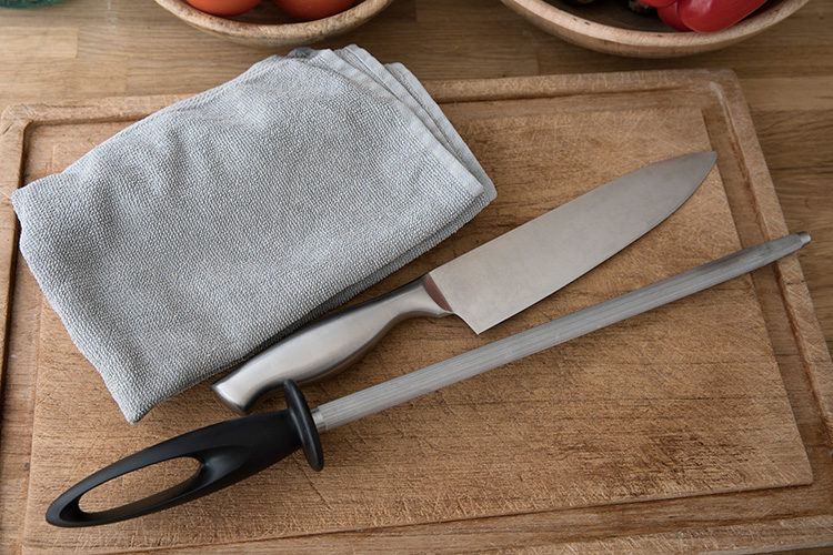 Instrucciones, consejos y diferentes métodos sobre cómo afilar un cuchillo